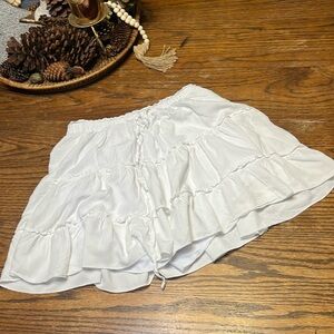 NWOT Nashalyly ruffled skort